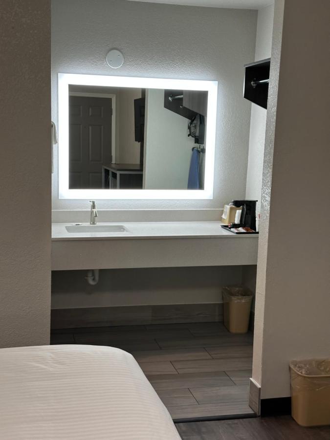 Sleepy Traveler Motel Wagoner Екстер'єр фото